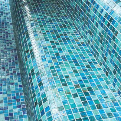 Mosaikfliesen Schwimmbad blau