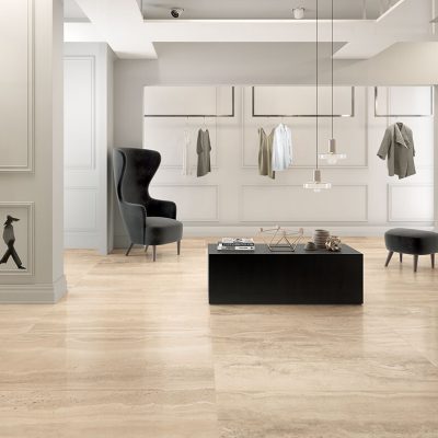 glatter Natursteinboden beige