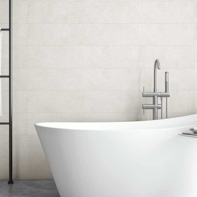Decorfliesen beige Badezimmer